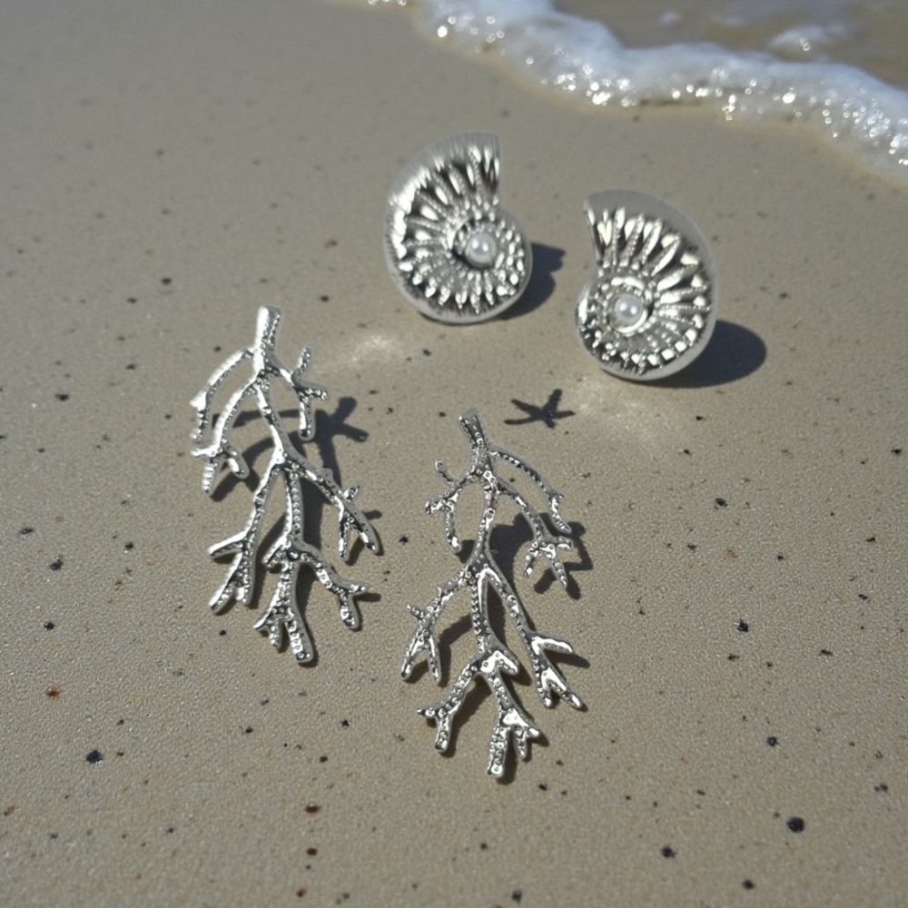 NWT Set Of 2 Silver Coral and Shell Earrings Ocean Nautical Beach Vacation